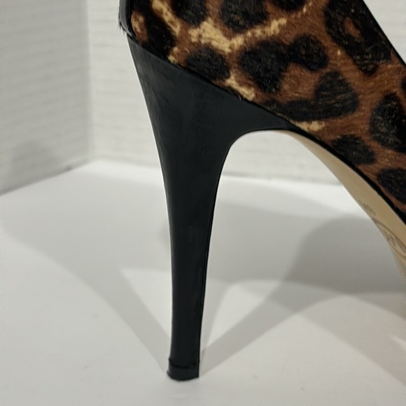 Michael Kors York Platform Cheetah Natural Haircalf Open Toe Pump Size 8 - Picture 11 of 14